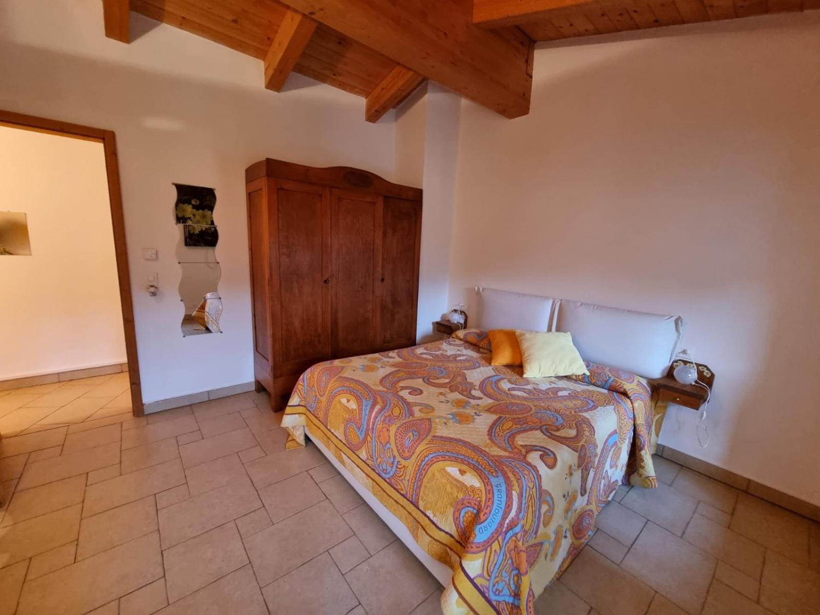 La Nave B&B Monteggio Pokoj fotografie